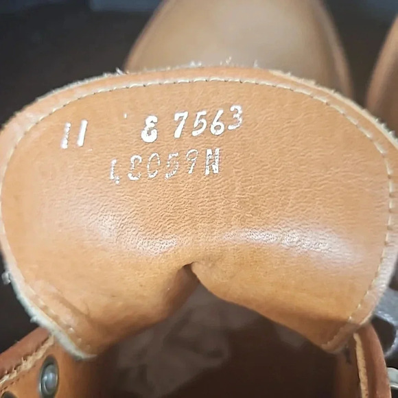 Allen Edmonds Men's Chromexcel Leather Derby Boots Size 11 E (Wide) - Picture 8 of 8